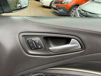 Ford Kuga 2.0 TDCi Vignale Powershift AWD Euro 6 (s/s) 5dr
