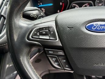 Ford Kuga 2.0 TDCi Vignale Powershift AWD Euro 6 (s/s) 5dr