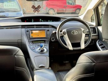 Toyota Prius 1.8 VVT-h T Spirit 10th Anniversary CVT Euro 5 (s/s) 5dr