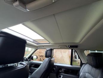 Land Rover Range Rover 4.4 SD V8 Autobiography Auto 4WD Euro 6 (s/s) 5dr