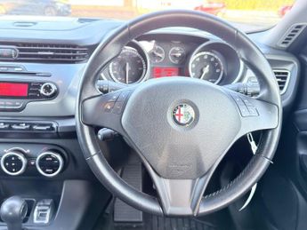 Alfa Romeo Giulietta 1.4 TB MultiAir Lusso TCT Euro 5 (s/s) 5dr