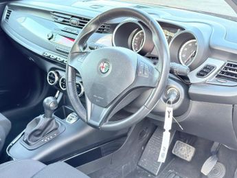 Alfa Romeo Giulietta 1.4 TB MultiAir Lusso TCT Euro 5 (s/s) 5dr