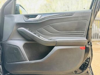 Ford Focus 1.5 EcoBlue ST-Line Vignale Auto Euro 6 (s/s) 5dr