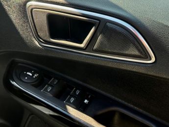 Ford B-Max 1.6 Titanium Powershift Euro 5 5dr