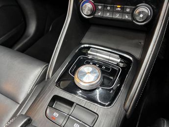 MG MG ZS 44.5kWh Exclusive Auto 5dr