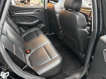 MG MG ZS 44.5kWh Exclusive Auto 5dr