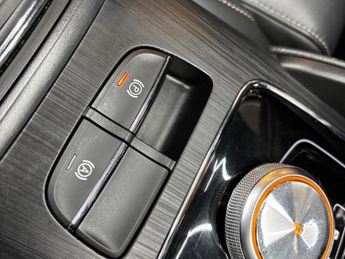 MG MG ZS 44.5kWh Exclusive Auto 5dr