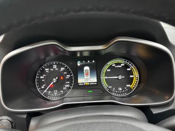 MG MG ZS 44.5kWh Exclusive Auto 5dr