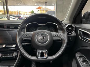 MG MG ZS 44.5kWh Exclusive Auto 5dr