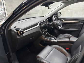 MG MG ZS 44.5kWh Exclusive Auto 5dr