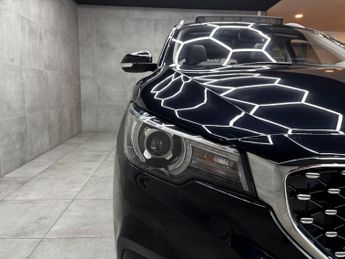 MG MG ZS 44.5kWh Exclusive Auto 5dr