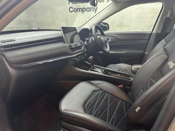 Jeep Compass 1.5 GSE MHEV Upland DCT FWD Euro 6 (s/s) 5dr