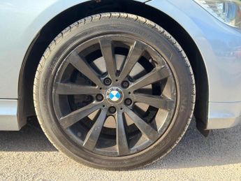 BMW 3 Series 2.0 320d SE Steptronic Euro 5 4dr