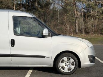 Vauxhall Combo 1.3 CDTi 2000 16v FWD L1 H1 3dr