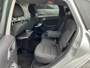 Mercedes-Benz B Class 1.6 B180 BlueEfficiency Sport MPV 5dr Petrol 7G-DCT Euro 5 (s/s)