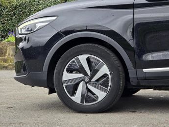 MG MG ZS 51.1kWh Trophy SUV 5dr Electric Auto (176 ps)