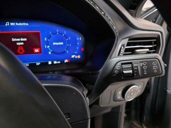 Ford Focus 1.0T EcoBoost MHEV ST-Line Vignale DCT Euro 6 (s/s) 5dr