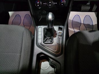 Volkswagen Tiguan Allspace 1.4 TSI SE Nav DSG Euro 6 (s/s) 5dr