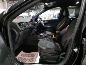 Ford Kuga 2.5 EcoBoost Duratec 14.4kWh ST-Line First Edition CVT Euro 6 (s