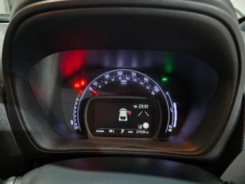 Toyota Aygo X 1.0 VVT-i Exclusive x-shift Euro 6 (s/s) 5dr