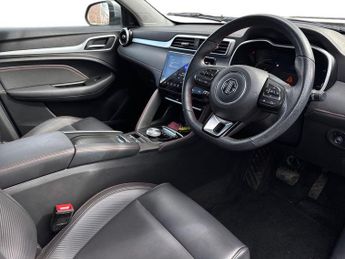 MG MG ZS 72.6kWh Trophy Connect Long Range Auto 5dr