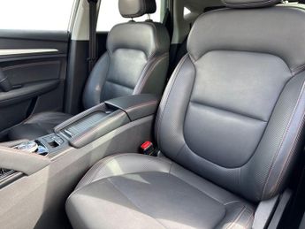 MG MG ZS 72.6kWh Trophy Connect Long Range Auto 5dr