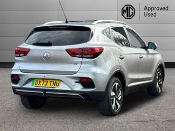 MG MG ZS 72.6kWh Trophy Connect Long Range Auto 5dr