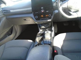 Hyundai IONIQ 38.3kWh Premium Auto 5dr