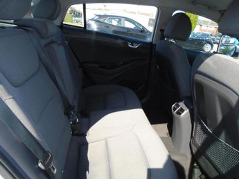 Hyundai IONIQ 38.3kWh Premium Auto 5dr