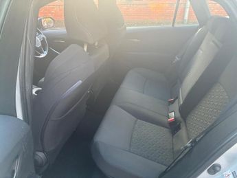 Toyota Corolla 1.8 VVT-h Icon Touring Sports CVT Euro 6 (s/s) 5dr