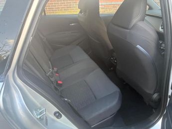 Toyota Corolla 1.8 VVT-h Icon Touring Sports CVT Euro 6 (s/s) 5dr