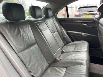 Mercedes-Benz S Class 3.0 S320 CDI V6 G-Tronic Euro 4 4dr