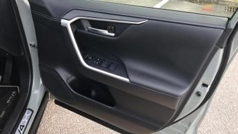 Toyota RAV4 2.5 VVT-h Design CVT Euro 6 (s/s) 5dr