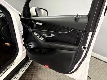 Mercedes-Benz GLC 2.0 GLC220d AMG Line (Premium) G-Tronic+ 4MATIC Euro 6 (s/s) 5dr