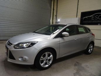 Ford Focus 1.6 Zetec Powershift Euro 5 5dr