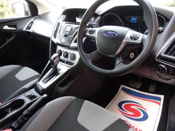 Ford Focus 1.6 Zetec Powershift Euro 5 5dr