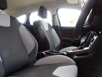 Ford Focus 1.6 Zetec Powershift Euro 5 5dr