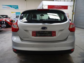 Ford Focus 1.6 Zetec Powershift Euro 5 5dr