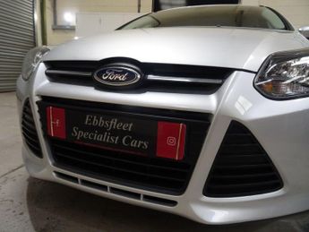 Ford Focus 1.6 Zetec Powershift Euro 5 5dr