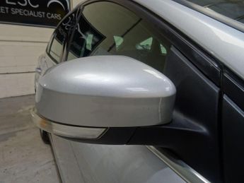 Ford Focus 1.6 Zetec Powershift Euro 5 5dr