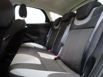 Ford Focus 1.6 Zetec Powershift Euro 5 5dr