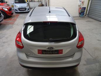 Ford Focus 1.6 Zetec Powershift Euro 5 5dr