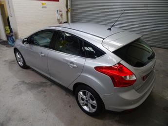 Ford Focus 1.6 Zetec Powershift Euro 5 5dr