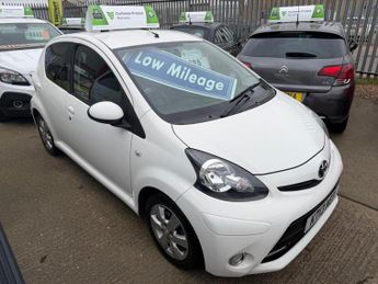 Toyota AYGO 1.0 VVT-i Fire Euro 5 5dr