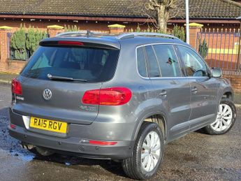 Volkswagen Tiguan 2.0 TDI BlueMotion Tech Match SUV 5dr Diesel DSG 4WD Euro 5 (s/s