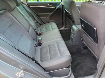 Volkswagen Tiguan 2.0 TDI BlueMotion Tech Match SUV 5dr Diesel DSG 4WD Euro 5 (s/s