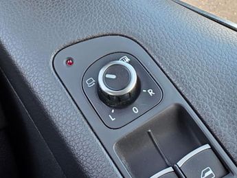 Volkswagen Tiguan 2.0 TDI BlueMotion Tech Match SUV 5dr Diesel DSG 4WD Euro 5 (s/s