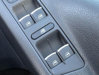 Volkswagen Tiguan 2.0 TDI BlueMotion Tech Match SUV 5dr Diesel DSG 4WD Euro 5 (s/s