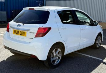 Toyota Yaris 1.5 VVT-h Icon E-CVT Euro 6 5dr