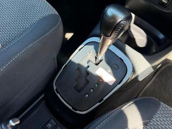 Toyota Yaris 1.5 VVT-h Icon E-CVT Euro 6 5dr
